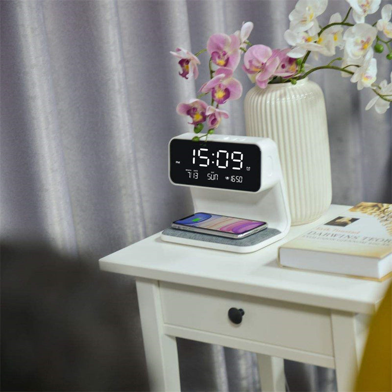 Creative 3-in-1 Night Lamp with Wireless Charging and LCD Screen Alarm Clock – Wireless Phone Charger