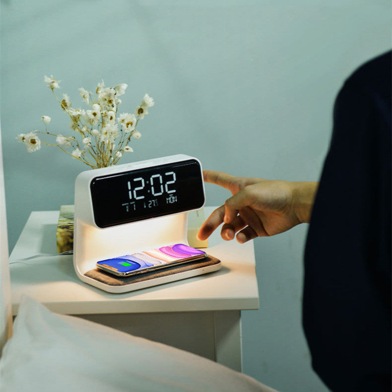 Creative 3-in-1 Night Lamp with Wireless Charging and LCD Screen Alarm Clock – Wireless Phone Charger